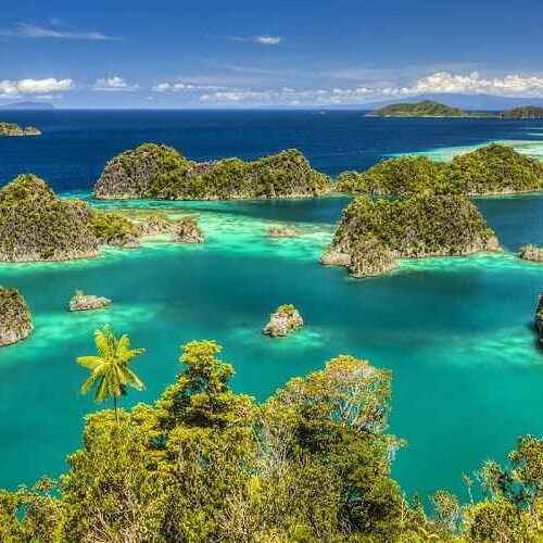 Travel-Tips-to-Raja-Ampat_11zon